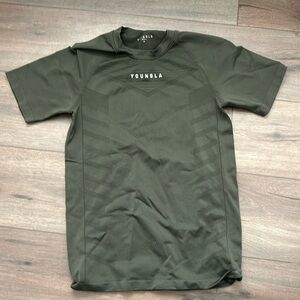 Youngla Men’s medium compression shirt